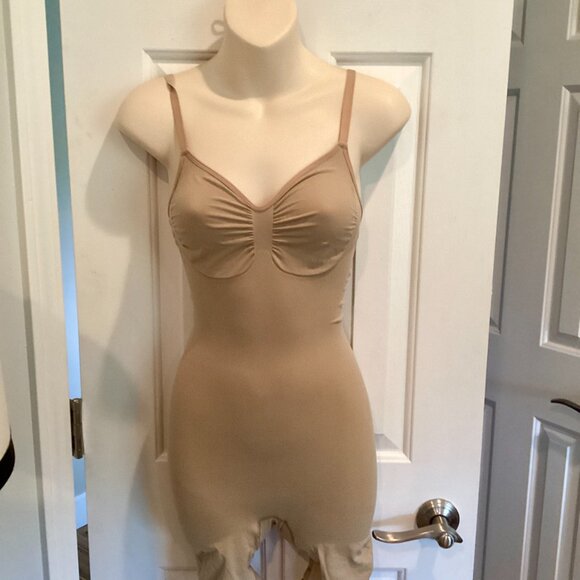 NWOT Skims Sculpt Seamless Mid Thigh Bodysuit Size large - Picture 3 of 5